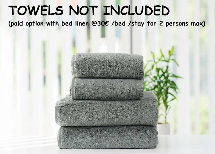 La Residence Salamandre: Beachside Studios for Couples & Families in Saint-Marc-Sur-Mer